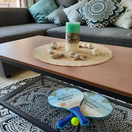 Sea-esta Seaview Apartment, 200 Meters To The