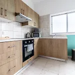 Sea-esta Seaview Apartment, 200 Meters To The *