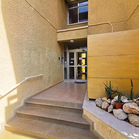 شقة Sea-esta Seaview Apartment, 200 Meters To The لارنكا