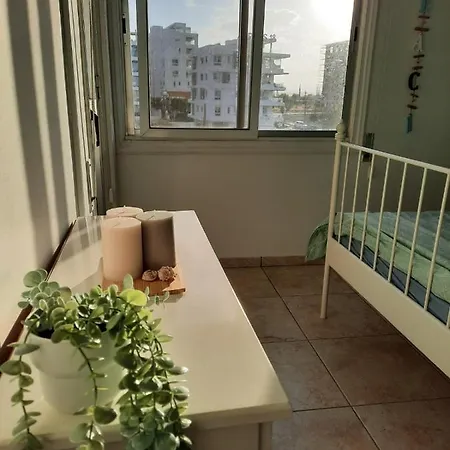 Sea-esta Seaview Apartment, 200 Meters To The * لارنكا