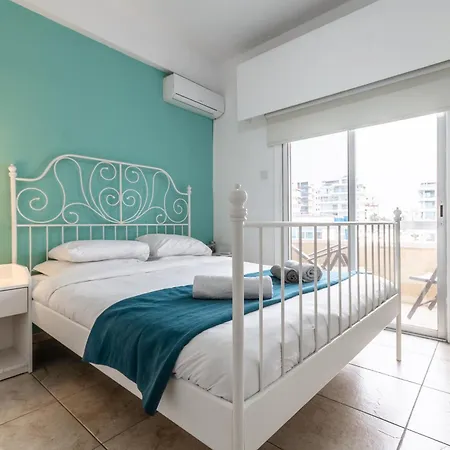 Sea-esta Seaview Apartment, 200 Meters To The *