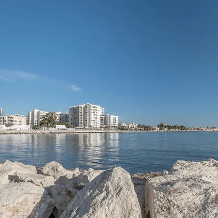 شقة Sea-esta Seaview Apartment, 200 Meters To The لارنكا