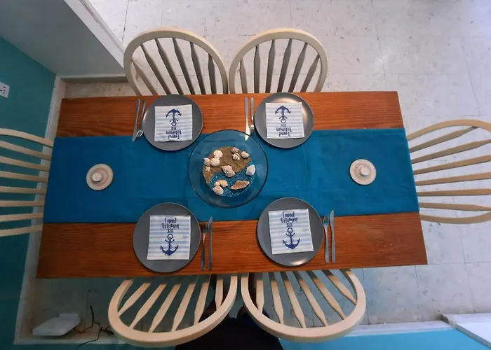 Sea-esta Seaview Apartment, 200 Meters To The Apartament Larnaca